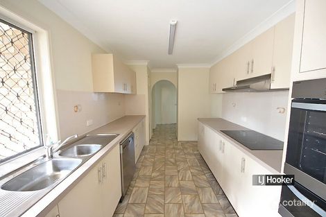 Property photo of 8 Lemonwood Court Kallangur QLD 4503