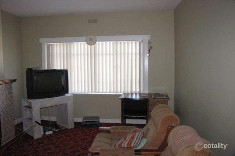 Property photo of 14 Lowanna Road Lindisfarne TAS 7015