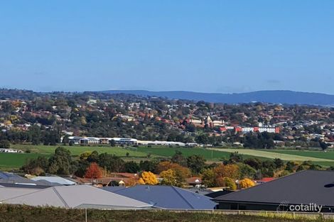 Property photo of 1A Cain Drive Kelso NSW 2795