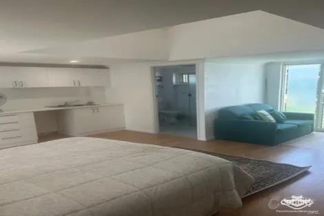 Property photo of 2 Noella Court Bundall QLD 4217