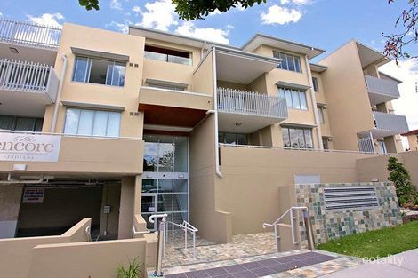 Property photo of 16/36 Kitchener Street Coorparoo QLD 4151