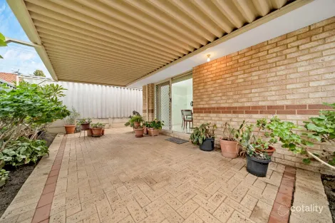 Property photo of 5/3 Adelphi Court Marangaroo WA 6064