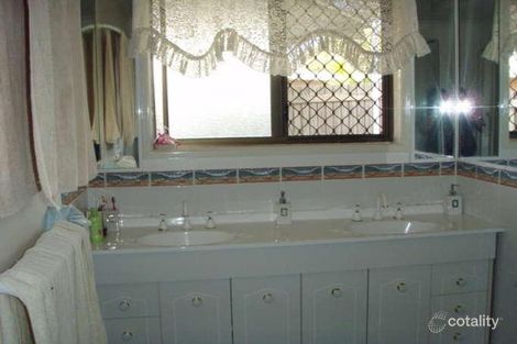 Property photo of 4 Janelle Court Andergrove QLD 4740