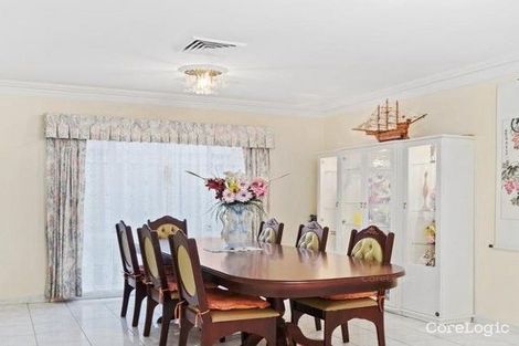 Property photo of 12 Wallaby Close Bossley Park NSW 2176