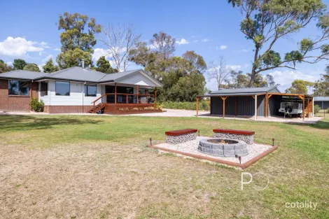 Property photo of 33 Charles Street Squeaking Point TAS 7307