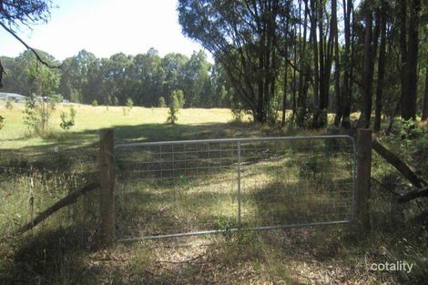 47 Racecourse Rd, Riddells Creek, VIC 3431