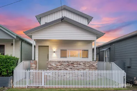 Property photo of 85 Ingall Street Mayfield NSW 2304