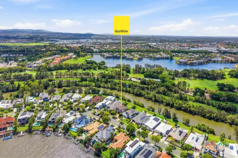 55 The Peninsula, Helensvale, QLD 4212