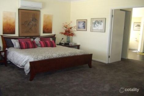 18 Dunebean Dr, Banksia Beach, QLD 4507