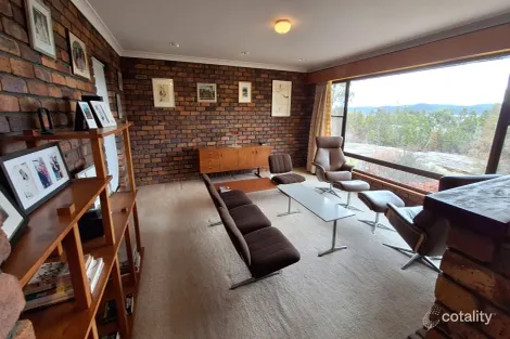 Property photo of 48 Hale Haven Drive Stanthorpe QLD 4380