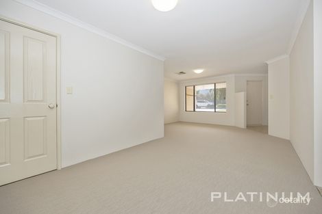 Property photo of 32 Lockeport Approach Madeley WA 6065