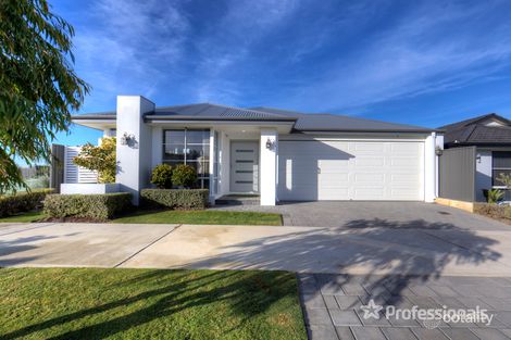 Property photo of 13 Selacosa Avenue Jindalee WA 6036
