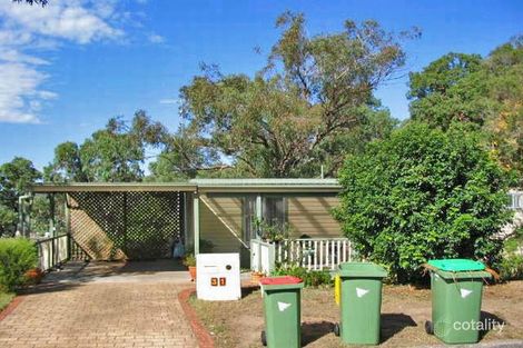 Property photo of 31 Sandstone Crescent Tascott NSW 2250