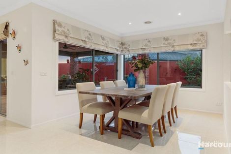Property photo of 13 Paringa Drive Ferntree Gully VIC 3156