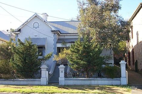 16 Ord St, Fremantle, WA 6160