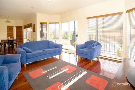 Property photo of 4 Affinity Close Mordialloc VIC 3195