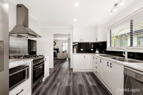 Property photo of 10 California Crescent Ferntree Gully VIC 3156