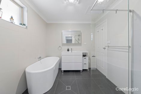 Property photo of 19B Lorikeet Crescent Green Valley NSW 2168