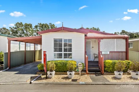 Property photo of 124 Callistemon Crescent Kanahooka NSW 2530