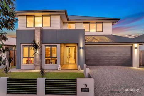 Property photo of 19 Plateau Place Rochedale QLD 4123