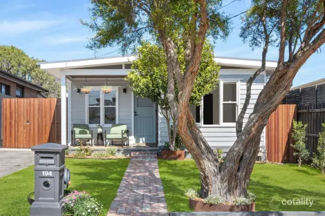 194 Ninth Ave S, Rosebud, VIC 3939