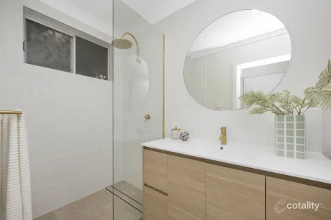 Property photo of 1/5 Lara Street Cranbrook QLD 4814