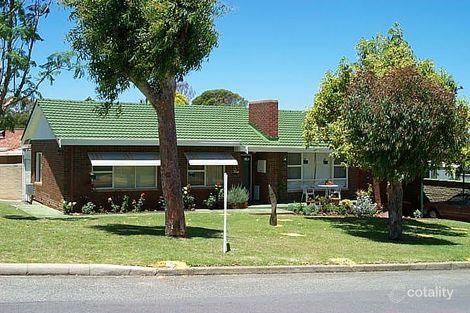 2 Fitzgerald Rd, Morley, WA 6062
