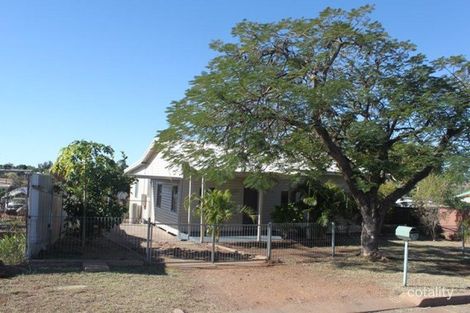 24 Hilton Rd, Soldiers Hill, QLD 4825