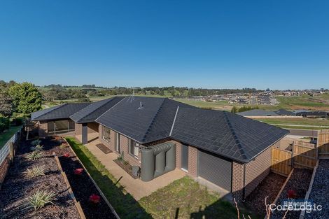 Property photo of 42 Manikato Drive Drouin VIC 3818