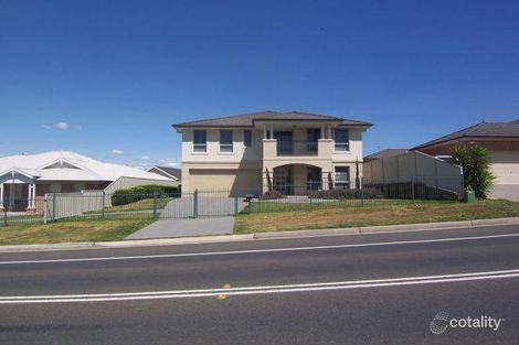 126 Holdsworth Dr, Mount Annan, NSW 2567