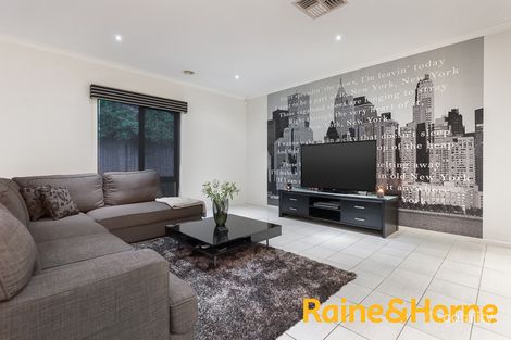 Property photo of 40 Yellowbox Crescent Lyndhurst VIC 3975
