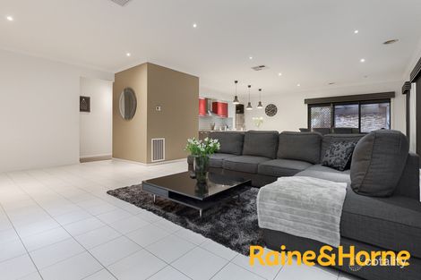 Property photo of 40 Yellowbox Crescent Lyndhurst VIC 3975