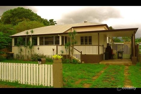 21 Hill St, Manunda, QLD 4870