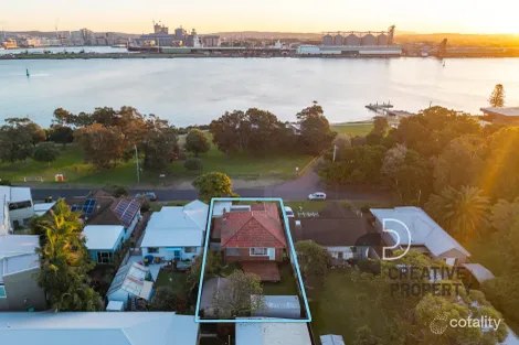 70 Hunter St, Stockton, NSW 2295