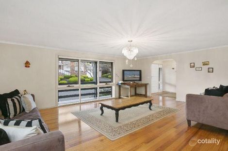 Property photo of 235 James Cook Drive Endeavour Hills VIC 3802