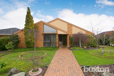 1 Lauren Cl, Dingley Village, VIC 3172