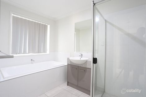 Property photo of 70 Deepak Drive Willow Vale QLD 4209