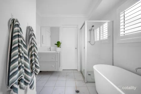 Property photo of 53 Upland Chase Albion Park NSW 2527