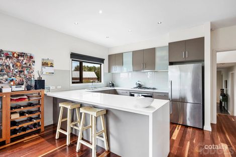 Property photo of 2/2 Melville Avenue Newtown VIC 3220