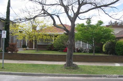 14 York St, Strathmore, VIC 3041