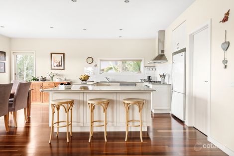 Property photo of 16 Forestwood Drive Macleod VIC 3085