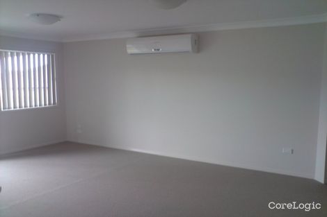 Property photo of 8 Steel Street Nikenbah QLD 4655