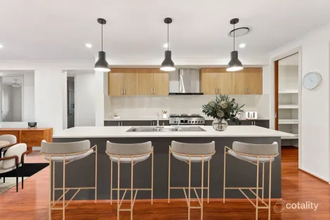 Property photo of 7 Twin Creeks Drive Luddenham NSW 2745