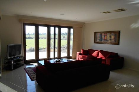 Property photo of 11 Cavallo Crescent Wallan VIC 3756