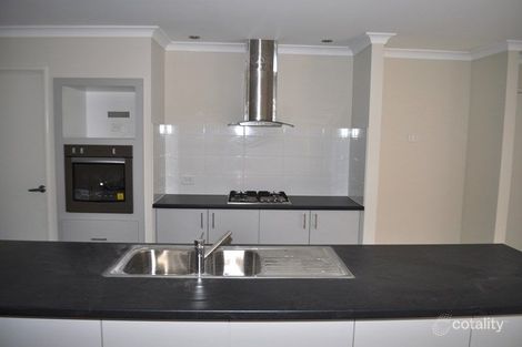 Property photo of 8 Tarwhine Close South Lake WA 6164