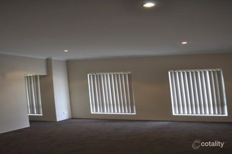 Property photo of 8 Tarwhine Close South Lake WA 6164