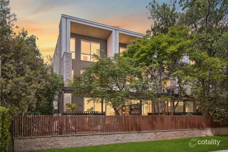 Property photo of 9/123 Lowanna Street Braddon ACT 2612