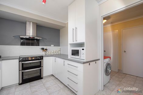 Property photo of 47 Mallee Way Forrestfield WA 6058