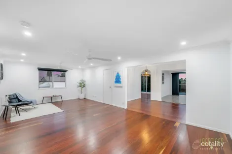 Property photo of 226 Oaka Street South Gladstone QLD 4680