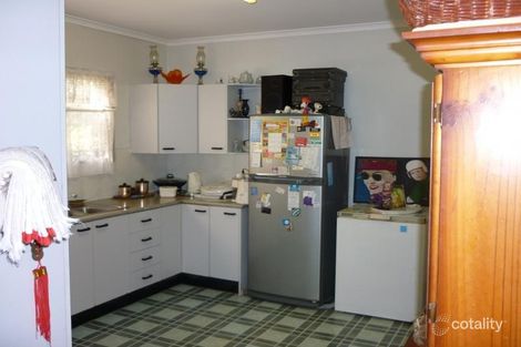 Property photo of 96 Uplands Terrace Wynnum QLD 4178